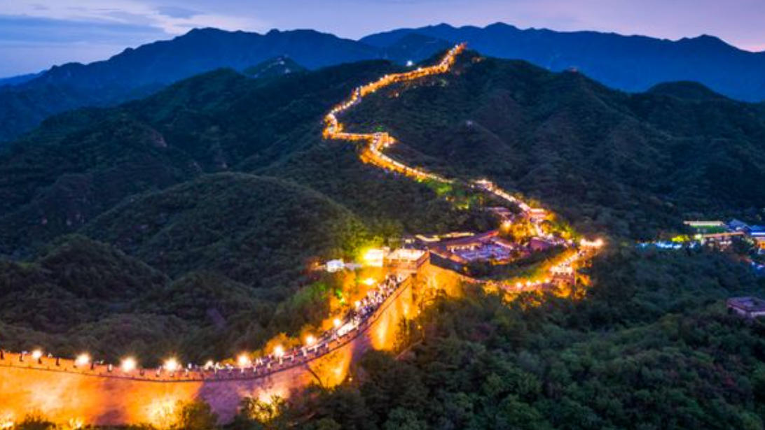 济南灯光设计,亮化效果图设计,山东楼宇照明设计,景观园林公园照明,楼体泛光设计,道路桥梁亮化,市政地产亮化,户外照明设计,地标建筑亮化,文旅灯光秀设计,山东三迪照明设计公司